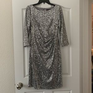 Jessica Howard silver sequin dress Size 8